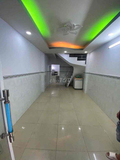 NHÀ 4 PHÒNG ĐƯỜNG NỘI BỘ KHU BÌNH PHÚ 2