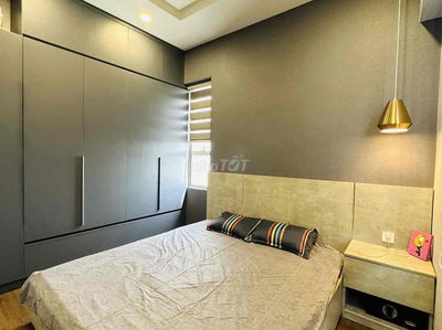 cho thuê 3pn2wc như hình. Richstar khu 1, hướng đông nam ban công dài
