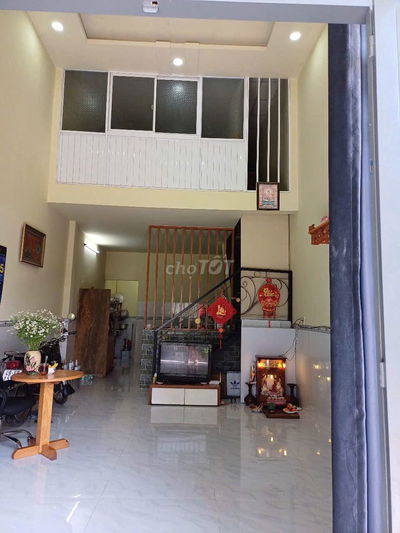 Nhà mới 48m2, đường bê tông sạch sẽ, ra chợ Nữ Dân Công 5 phút