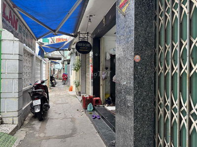 Bán nhà kiệt 257 Hùng Vương (hông Big C)