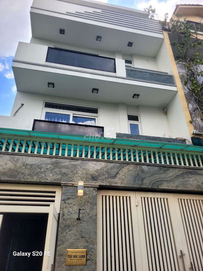NHÀ GÓC 2MT 6.5X22M 4 TẤM VỊ TRÍ ĐẸP