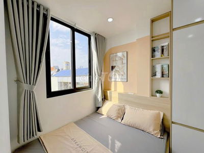 Phòng Ban công Lớn Tách bếp Full NT 35m2 Ung Văn Khiêm gần Hàng Xanh