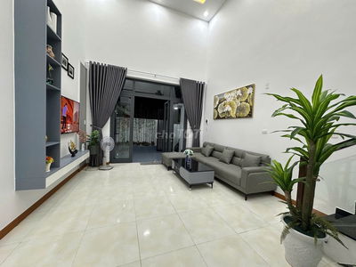 Chính chủ  muốn nhượng lại căn nhà kiệt 3m đường Trường Chinh 150m2