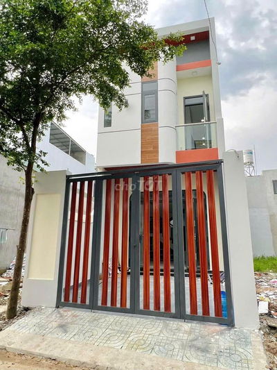 Cô chú về quê sống bán nhà gần trung tâm Biên Hoà. Thương lượng mạnh
