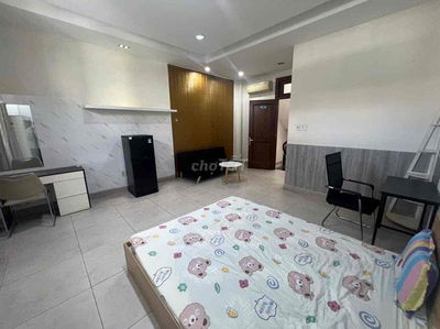 MT Lạc Long Quân, P.10,Tân Bình, DT 88m²,ngang 4m,5 Lầu, Giá 18.5 Tỷ