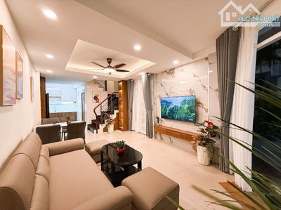 Ngay sát Quận 1 - HXH Điện Biên Phủ Phường 21 Bình Thạnh - DT 3,5x7m - 2PN - giá 2,99 tỷ