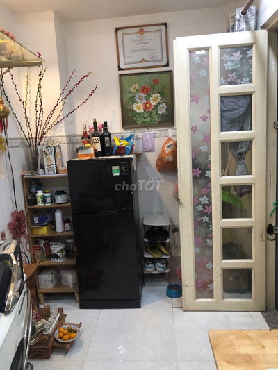 Nhà  bán giấy tờ tay