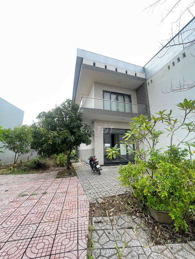 Nhà sân vườn 200m2 gần chợ Bà Bộ QL91B