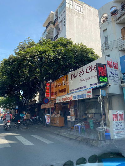 Bán nhà mặt tiền đường Phổ Quang giá 18 tỷ còn TL. kề góc hẻm