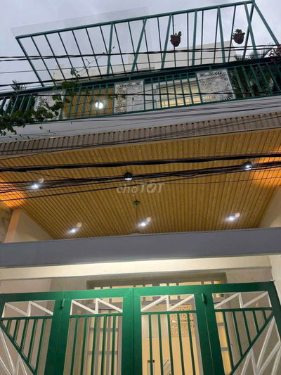 Nhà ngộp ngay chợ Mỹ Lộc, DT835 vào nhà 50m Sổ riêng