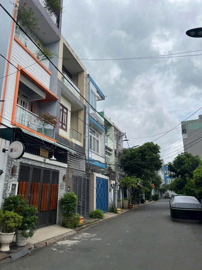 Nhà 4 tầng hiệp bình Chánh gần gigamaill Phạm Văn Đồng