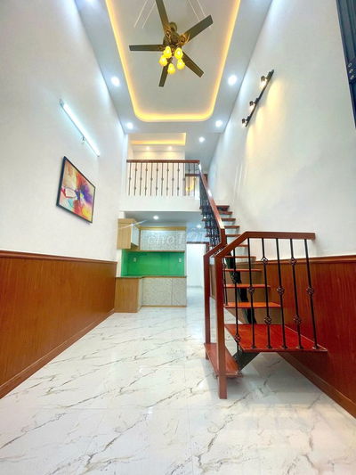 Bán nhà chính chủ 1 trệt 1 lầu, nhà mới 100% – Hẻm nhựa 8m