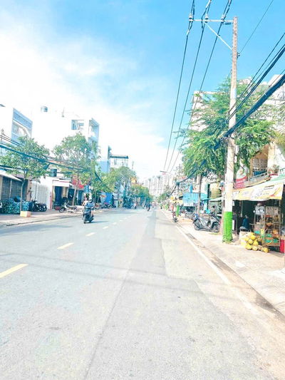 Bán nhà 3 tầng mặt tiền, 43m2, đường Trần Văn Thành, Quận 8, hơn 6tỷ.