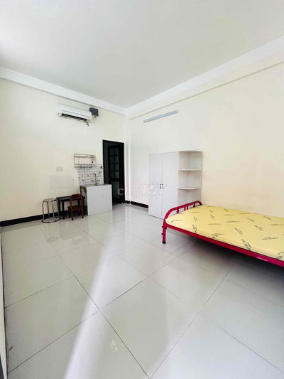 PHÒNG TRỌ QUỐC LỘ 13 GẦN NGÃ TƯ BÌNH TRIỆU