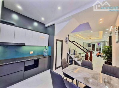 Nhà 77m² Trưng Nữ Vương – 4PN, full nội thất, giá chỉ hơn 4 tỷ