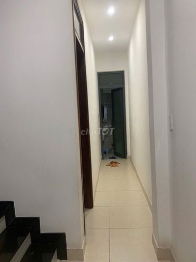 Cần bán căn nhà 1 triệt, 1 lầu