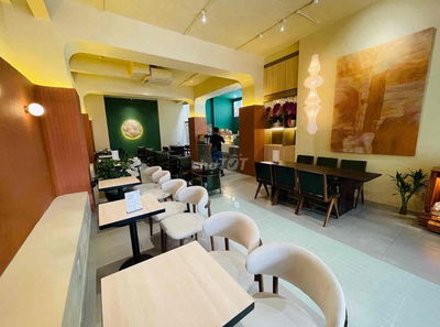 ĐI NƯỚC NGOÀI SANG QUÁN ĐẦU TƯ TÂM HUYẾT MT DÂN CHỦ P.BÌNH THỌ