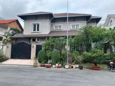 Chính Chủ bán Biệt Thự Eden Thảo Điền, DT 22x15m, Khu compoud Cao Cấp