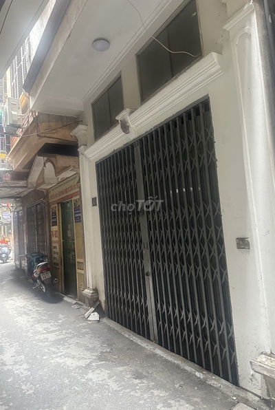 Cho thuê nhà 4 tầng Nguyễn xiển Hà Nội