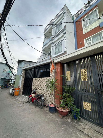 105M2- KDC HIỆN HỮU GẦN ST GO NGUYỄN THỊ THẬP-CHDV 3 TẦNG NHỈNH 8 TỶ