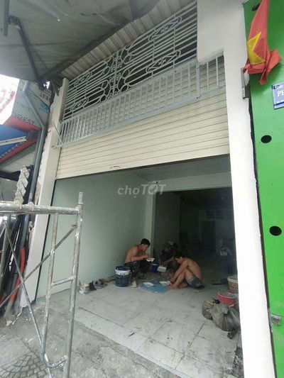 Cho thuê nhà mặt tiền Kinh doanh ngay chợ Cây Thị, p11, Bình Thạnh