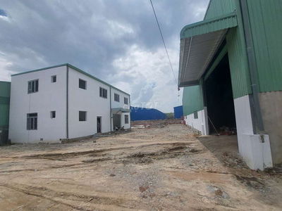 Cho thuê xưởng mới xây 5400m2.Giây phép đầy đủ.Tân uyên,Bình Dương