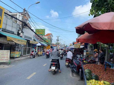 Bán Nhà Mặt Tiền Bà Điểm 6