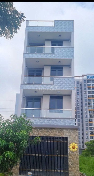 Chính chủ cần bán nhà mặt tiền Khu dân cư Phong Phú 4