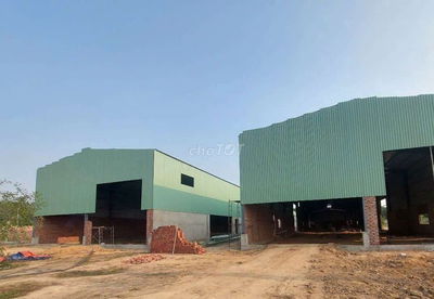 Cho thuê xưởng 1000m2 và 2000m2.Pccc vách tường.Tân uyên,Bình Dương