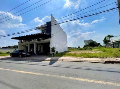 BÁN LÔ ĐẤT ĐẸP MT NHỮ TIẾN HIỀN THỊ TRẤN CỦ CHI 250M2 GIÁ 400 TRIỆU TL