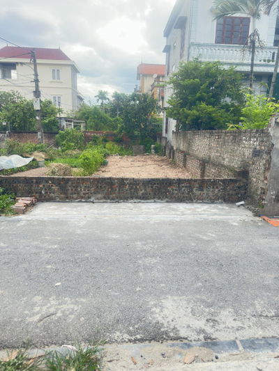 Chủ cần bán gấp đất mai lâm,đường oto 7 chỗ,sát vin cổ loa, cầu tứ liên.phân khúc vừa tiền