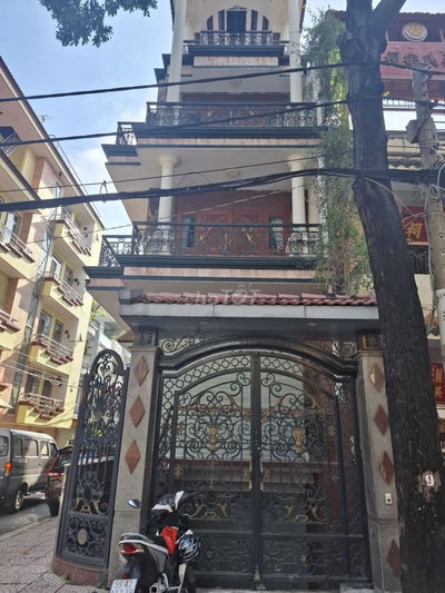 🏠 BÁN NHÀ MẶT TIỀN – P.11, Q.6, TP.HCM – SỔ HỒNG RIÊNG