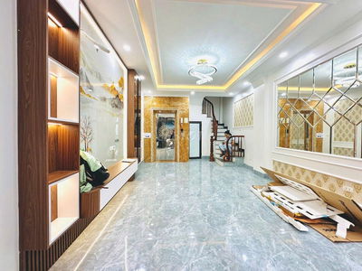 Bán Nhà Vương Thừa Vũ - Thanh Xuân 39m2 x 6 Tầng, Nhà Mới - Oto đỗ Cửa