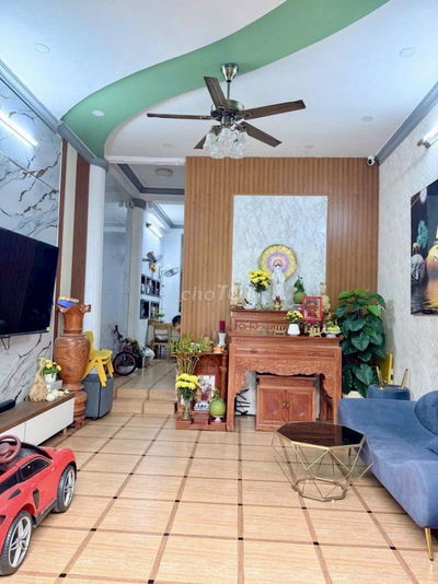 VƯỜN LÀI NHÀ ĐẸP 4 TẦNG HẺM NHỰA XE TẢI 7Tỷ TÂN PHÚ