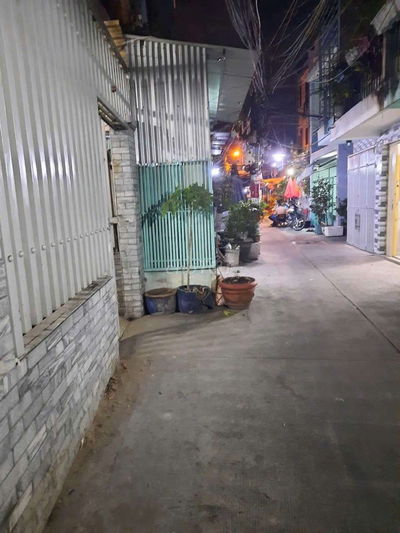 Nhà DT to - hẻm đẹp, thông, rộng rãi- SHR, hiện hữu không quy hoạch