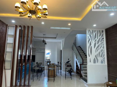 BÁN GẤP – NHÀ 3 TẦNG SIÊU ĐẸP-HOÀ CƯỜNG BẮC – THIẾT KẾ HIỆN ĐẠI – CHỈ VIỆC XÁCH VALI VÀO Ở