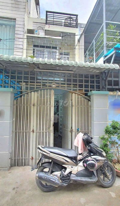 CHỈ 2.2 TỶ, NHÀ 2 TẦNG CẦU LONG KIỂNG, LÊ VĂN LƯƠNG (3.3X13), 2PN, 2WC