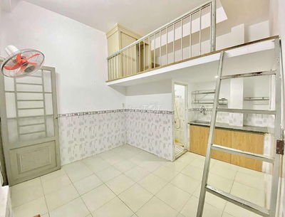 PHÒNG TRỌ DUPLEX - LÊ TRỌNG TẤN - CÁCH ĐH CÔNG THƯƠNG 5P - GIÁ 2TR8