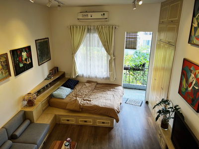 Bán căn hộ 30m2 trung tâm quận 1, mặt tiền đường Nguyễn Cư Trinh