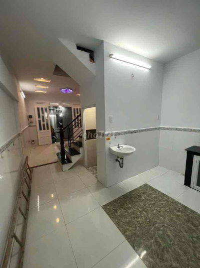 Nhà Thạch Lam 2PN ngang 4 dài 9m sẵn dòng tiền chỉ 2.95tỷ