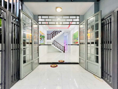 Nhà đẹp SHR 4m x 15m. Đúc 1 lầu 4PN 1/ Đường TTH 21