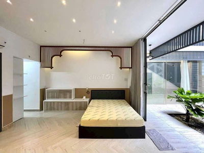 🇻🇳 Cho Thuê Studio Sân Vườn + Bồn Tắm Nằm Ngay Cầu Thị Nghè