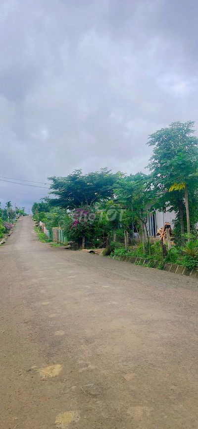 Bán đất thổ cư mặt tiền Nguyễn Minh Châu, phường Buôn Hồ, Đaklak