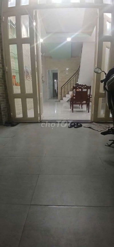Cho thuê nhà Rộng rãi - 1 trệt 1 Lầu ST - 5 PN 3VS
