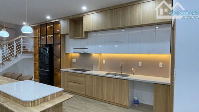 🏡 BÁN NHÀ MỚI 3 TẦNG – NỘI THẤT HIỆN ĐẠI – CẠNH LÔ GÓC – TRỤC LÊ THANH NGHỊ – GIÁ 8,1 TỶ