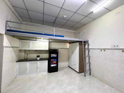 Phòng Trọ Gác 30m2, Gần Đặng Thuỳ Trâm, Văn Lang, Cầu Bình Lợi