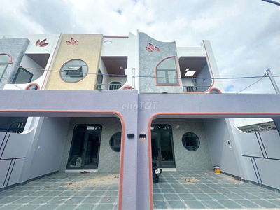 BÁN NHÀ 1 TRỆT 1 LẦU - NHÀ MỚI XÂY FULL NỘI THẤT