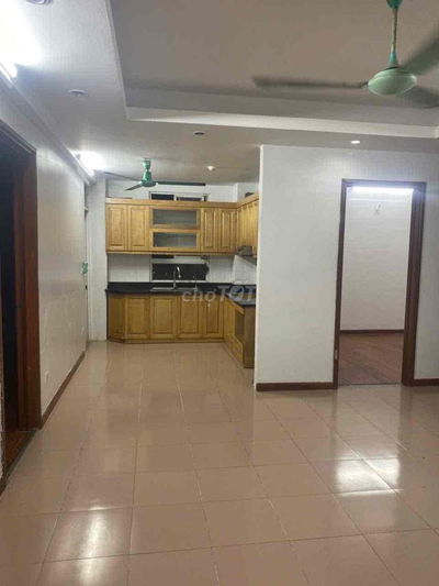 Cho thuê căn hộ 93m, 3PN Sunrise Building 2 Việt Hưng Giá 10.5 triệu