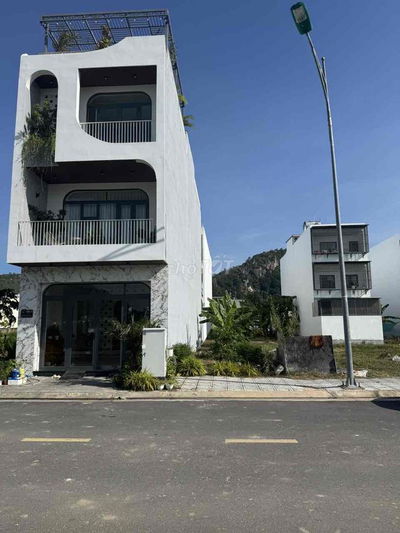 Bán đất KĐT Nam Vĩnh Hải đường 13m