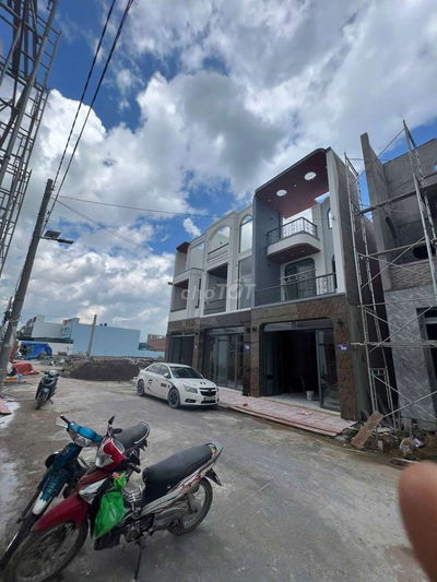 NHÀ MẶT TIỀN 112M2 GẦN KHU CÔNG NGHIỆP CẦU TRÀM
